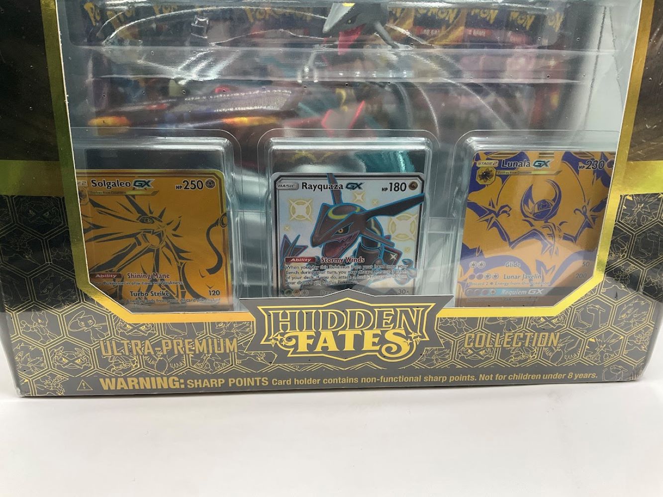 Pokemon: Hidden Fates Ultra-Premium Collection *Jumbled Contents*